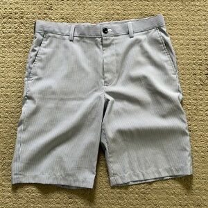 Izod Seersucker Golf Shorts